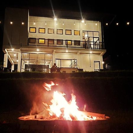 Bromo Dormitory & Cabin Экстерьер фото
