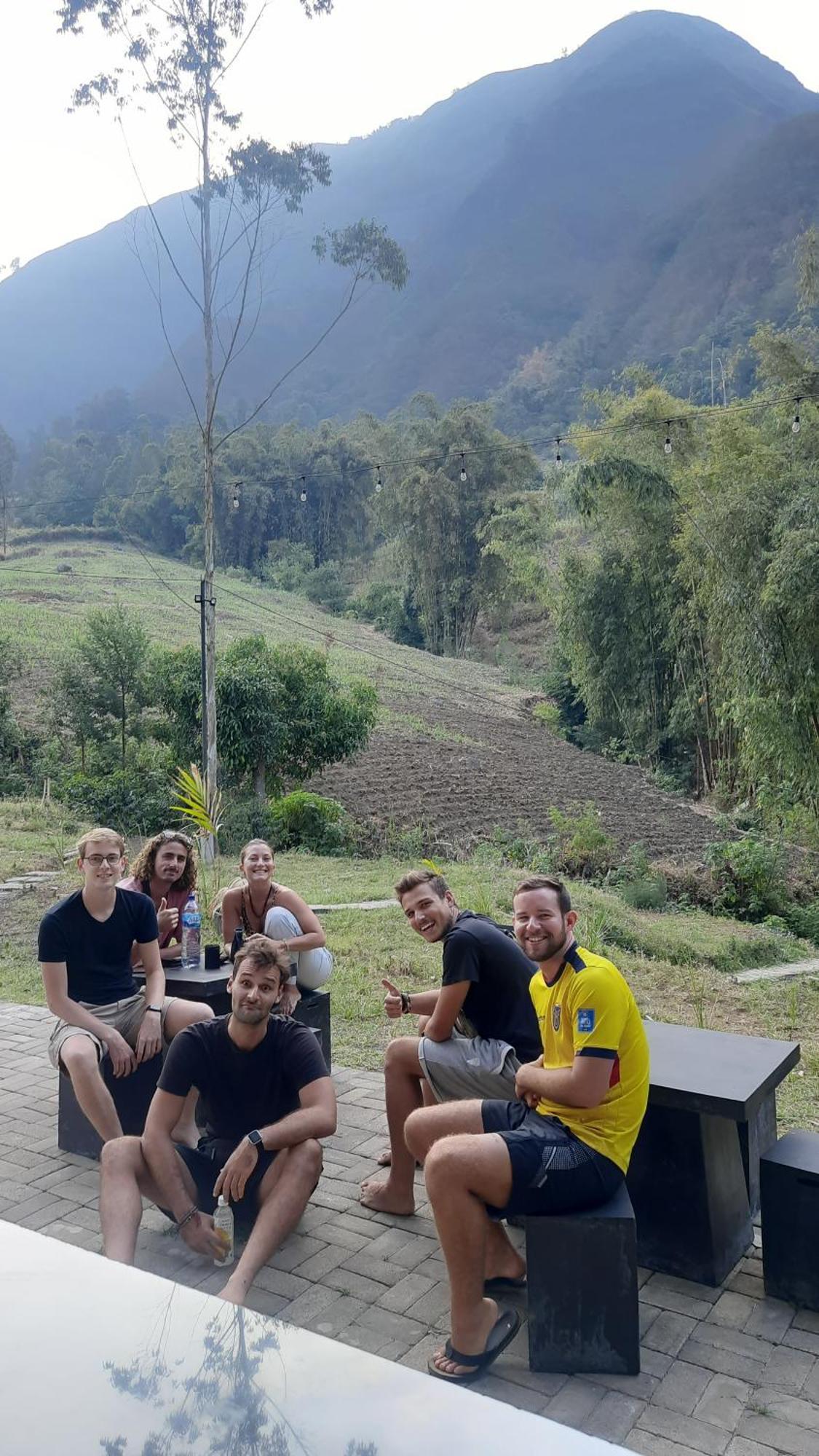 Bromo Dormitory & Cabin Экстерьер фото